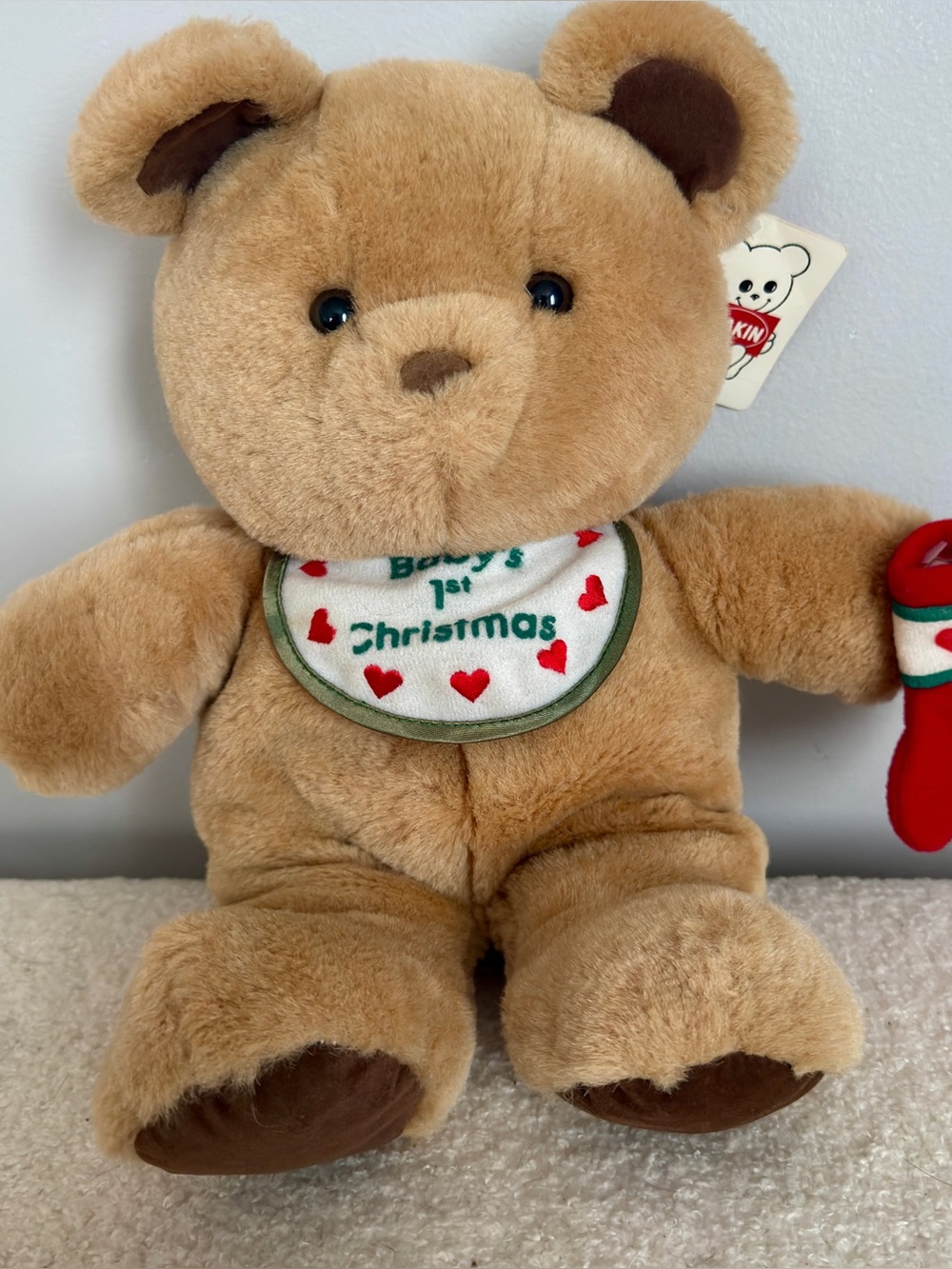 VINTAGE 1985 DAKIN BABYS 1ST CHRISTMAS TEDDY BEAR PLUSH WITH ORIGINAL TAG